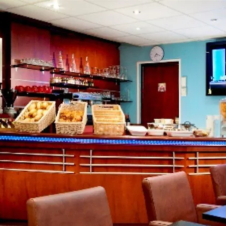 Otel Timhotel Gare De L'est Paris