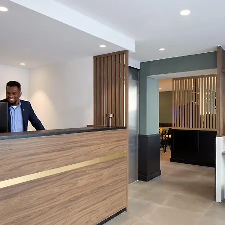 Timhotel Gare De L'est Otel