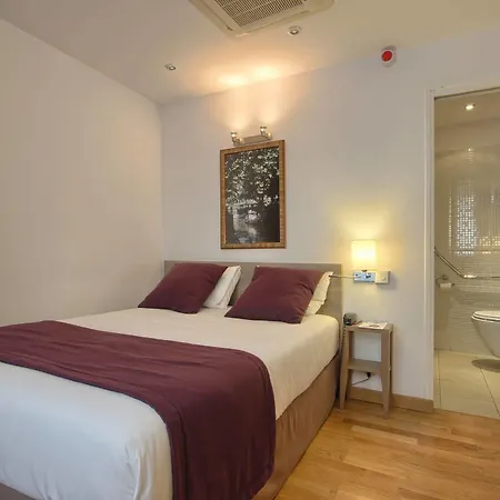 Otel Timhotel Gare De L'est 3*