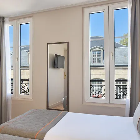Hotel Timhotel Gare De L'est Paris
