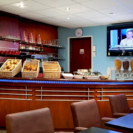 Timhotel Gare De L'est Hotel