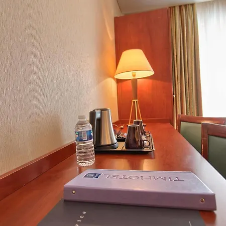Hotel Timhotel Gare De L'est Paris