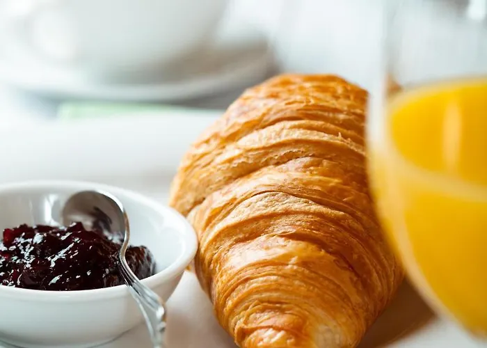 Timhotel Gare De L'est 3*