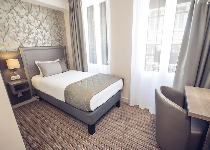 Timhotel Gare De L'est Hotel