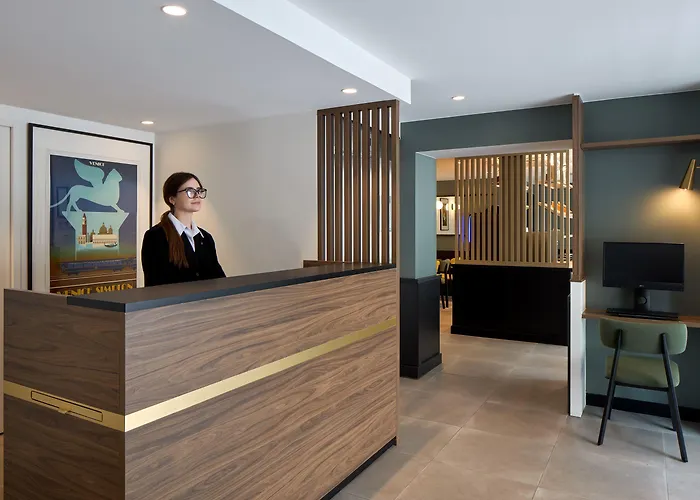 Timhotel Gare De L'est Hotel Parijs