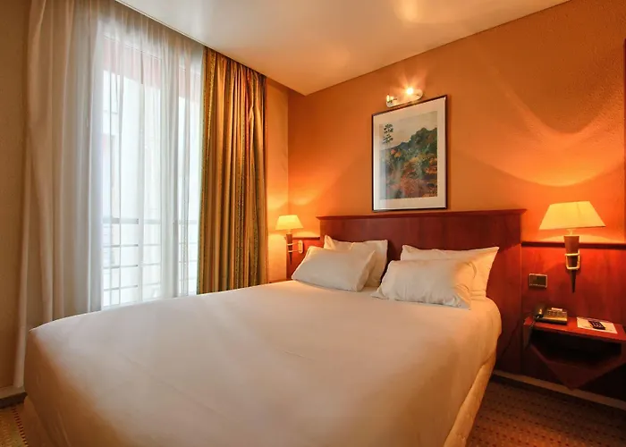 Hotel Timhotel Gare De L'est Parijs