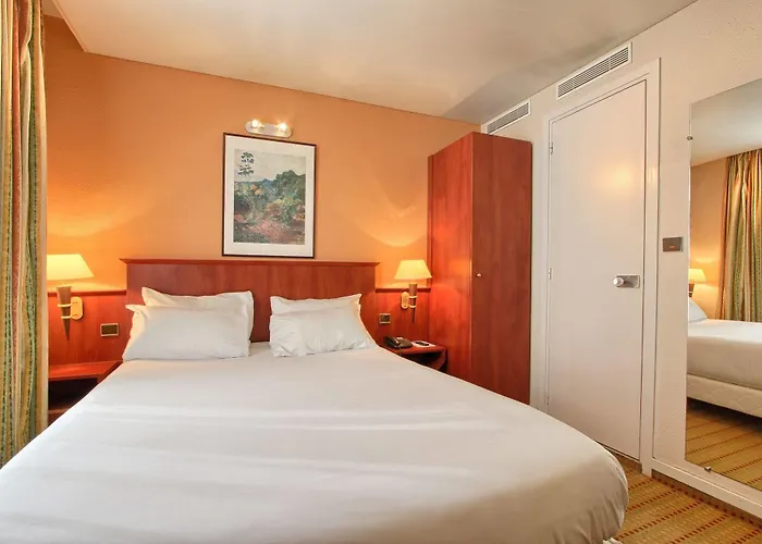 Hotel Timhotel Gare De L'est 3*