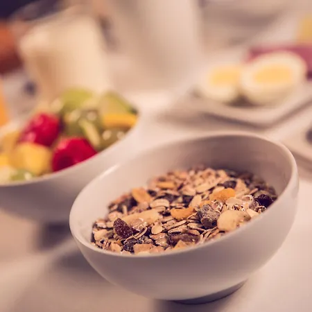 Hotel Timhotel Gare De L'est Paris